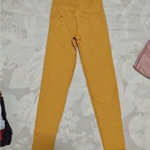 Women's Mustard Leggings
